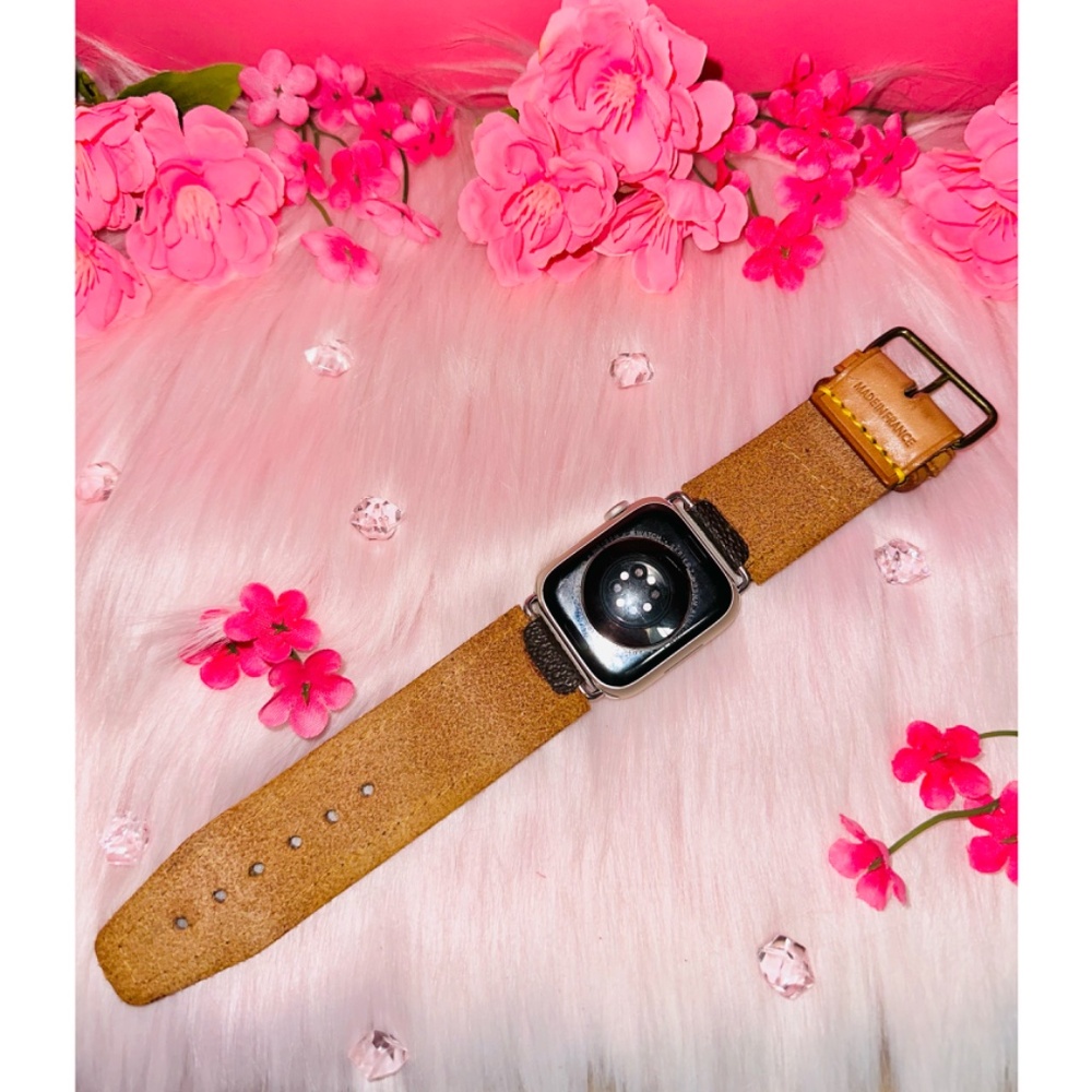 ✨Apple Watch Band✨ - Picture 2 of 4
